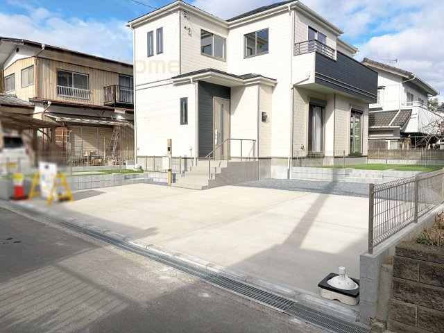 ひたちなか市津田　新築戸建て　A号棟の駐車場|カースペースは2台お停めいただけます♪