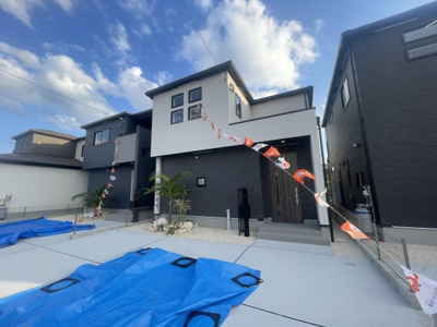 【外観】 | 与那原町上与那原（全4棟）2号棟 | 2号棟　並列駐車2台完備♪