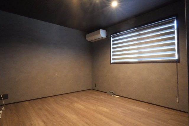 彩都中古戸建の洋室|その他詳細やご質問はお気軽に1Deal Estate☎072-665-9163までお問い合わせください