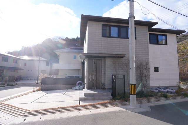 彩都中古戸建の外観|その他詳細やご質問はお気軽に1Deal Estate☎072-665-9163までお問い合わせください