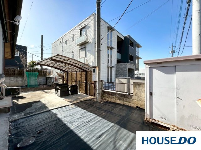 中古戸建　足利山川町の庭|防草シートが敷かれているためお手入れも最小限で済み、忙しい毎日でも綺麗なお庭をキープできるのが嬉しいポイントです☆