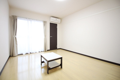 【洋室】 | レオネクスト淀リヴィエール