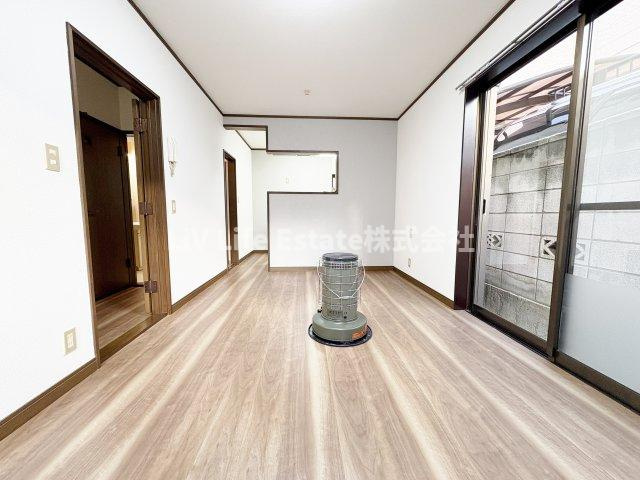 東久留米市中央町５丁目貸家の居間・リビング