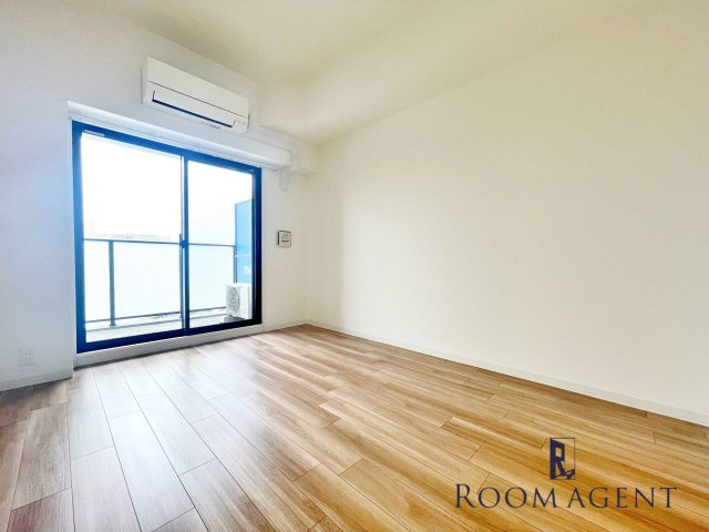 S-RESIDENCE堀田駅前の居間・リビング