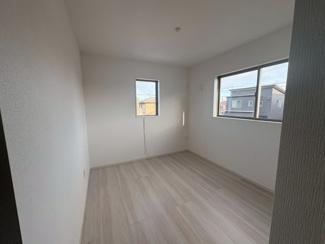 【洋室】 | 狭山市北入曽　新築分譲　「入曽駅」徒歩24分　敷地40坪　【御狩場小学区】