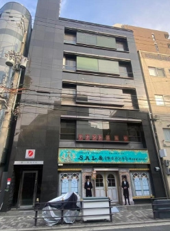 第一ＤＨビルの外観