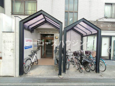 【エントランス】 | スタジオ１０８レザン中桜塚