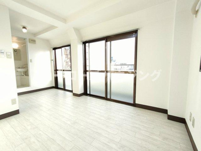 【寝室】 | スタジオ１０８レザン中桜塚