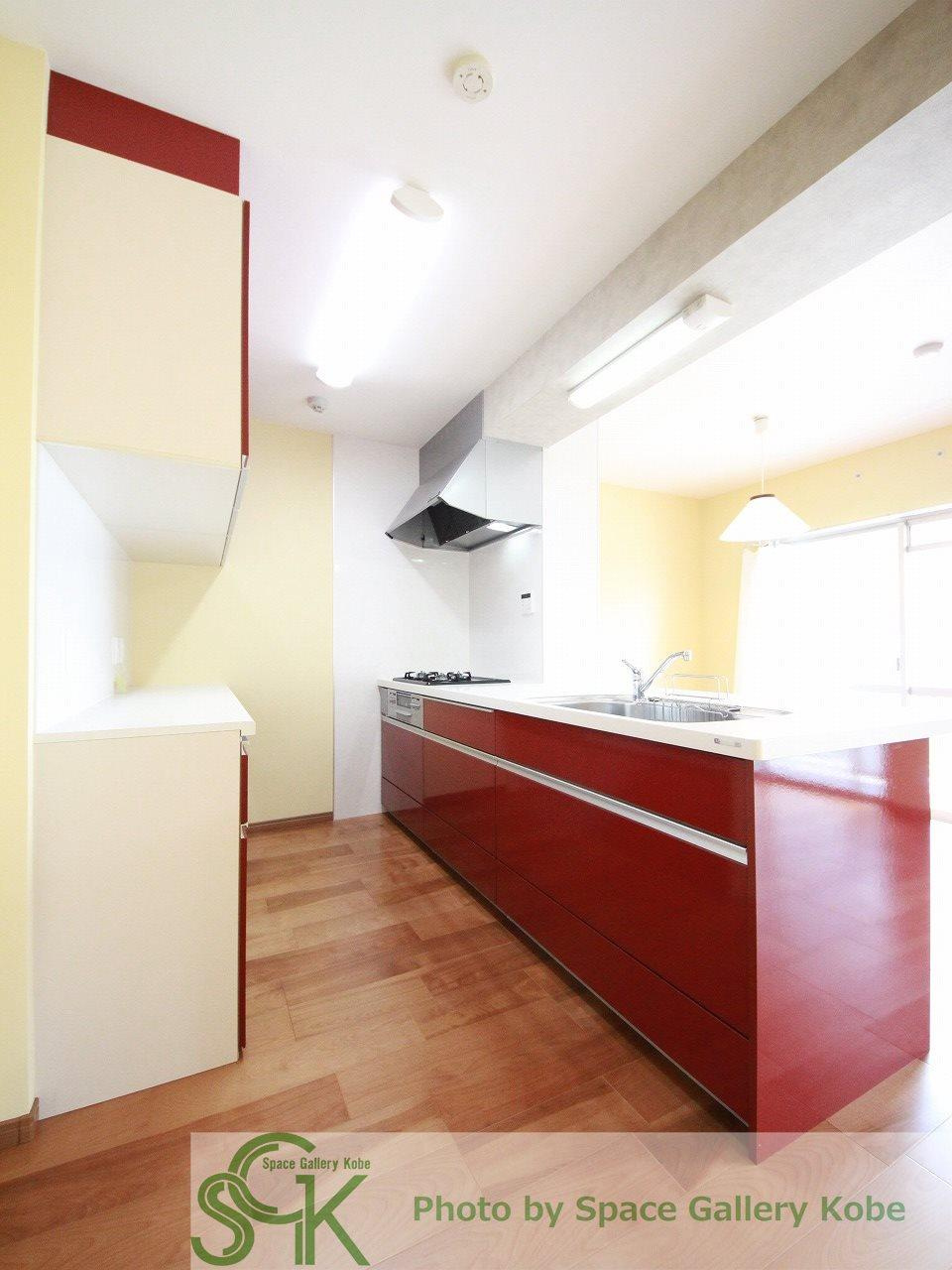 ウエストコート8番街・2番館のキッチン|※お部屋により仕様が異なる場合があります。