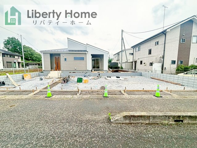 古河市駒羽根第8　新築戸建の駐車場