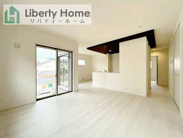古河市駒羽根第8　新築戸建の居間・リビング