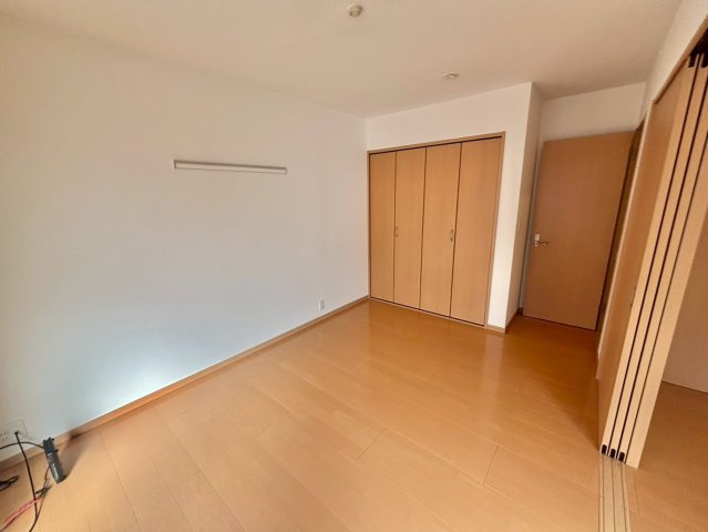 ラシック鷹匠の洋室