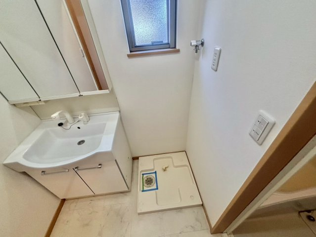 ラシック鷹匠の洗面所