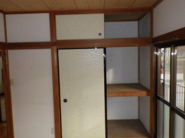 ホワイトリーオの収納