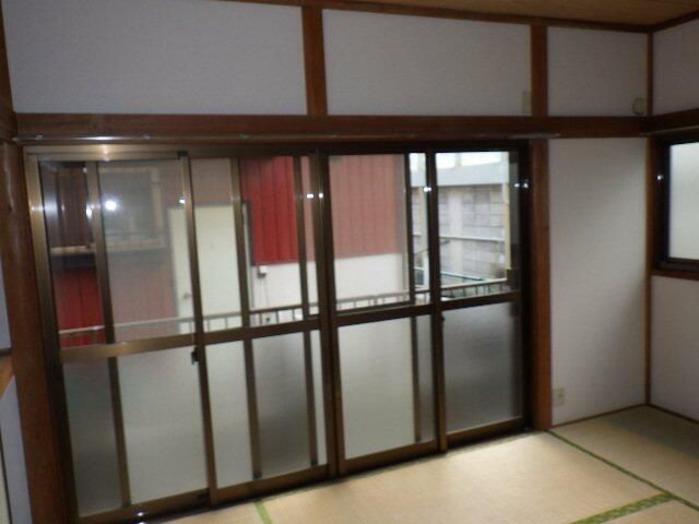 ホワイトリーオの寝室