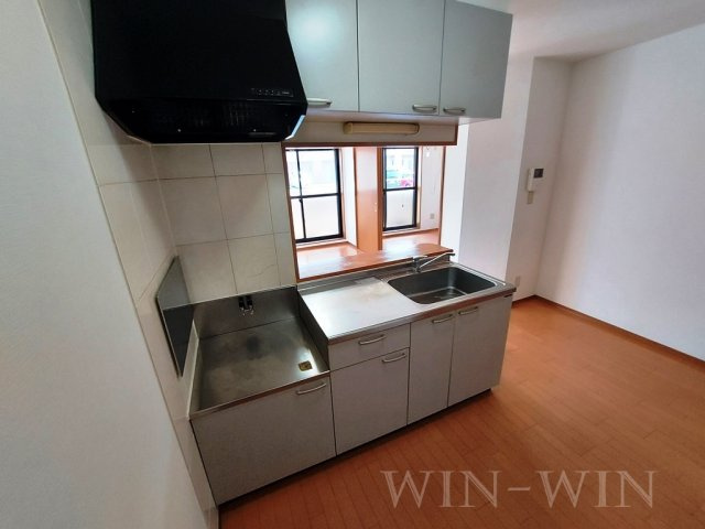 ブロードタウン神野 Bのキッチン