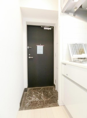 ステージファースト駒沢の玄関