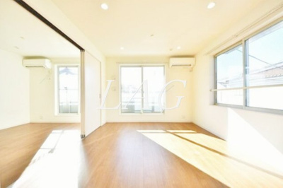 【居間・リビング】 | フェリス国立 | 洋室のお部屋です。