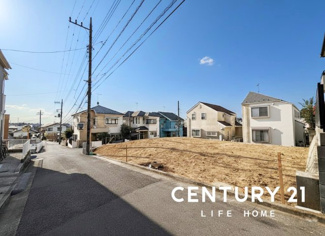 【前面道路含む現地写真】