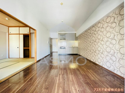 【居間・リビング】 | ベルンガーデン東平 | ※同物件　別間取り　参考写真