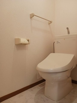 【トイレ】 | フォンテーヌ・ＫＭ | コンパクトで使いやすいトイレです