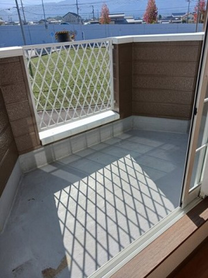 【バルコニー】 | フォンテーヌ・ＫＭ | お洗濯にも便利なバルコニー付き