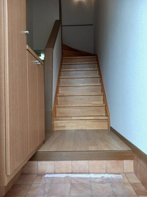 【玄関】 | フォンテーヌ・ＫＭ | ゆったりとした玄関です