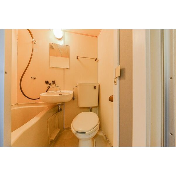 エスポワール錦のトイレ|シンプルで使いやすいトイレです