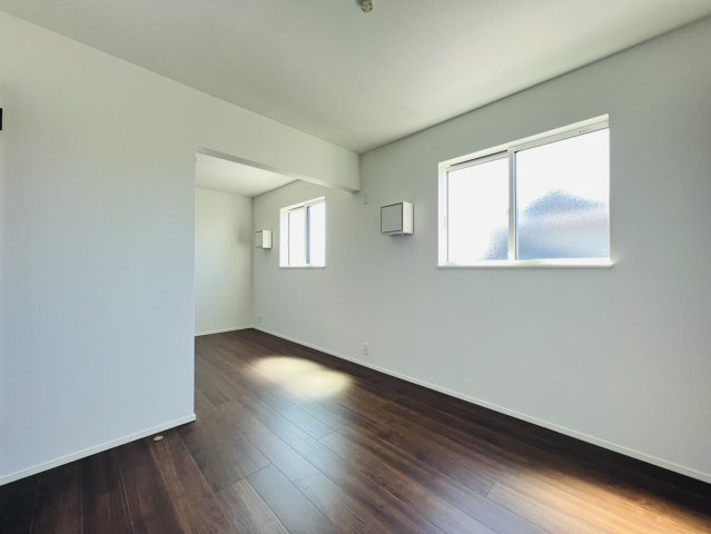高浜市本郷町3丁目17番、18番、19番、20番『仲介手数料無料』新築戸建ての洋室