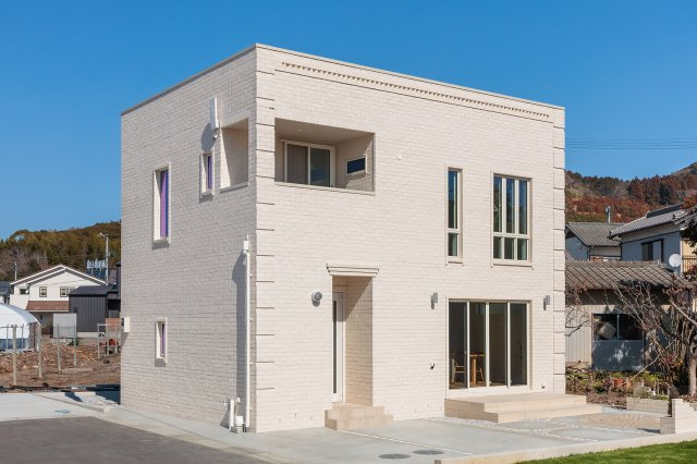 香南市野市町大谷　新築一戸建ての外観