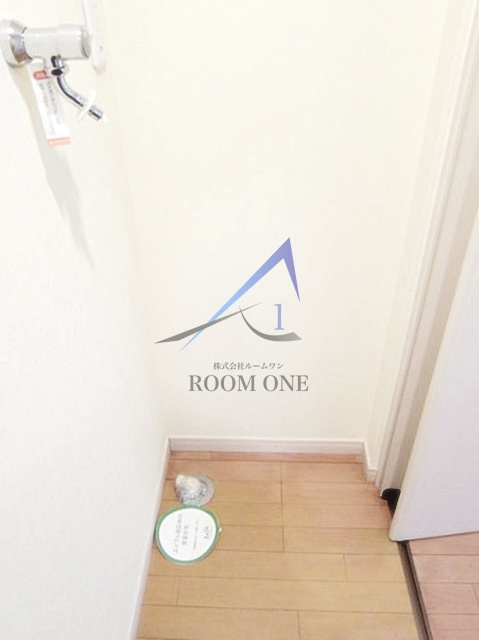 メルローズプレイス下北沢の設備|洗濯機置き場です。