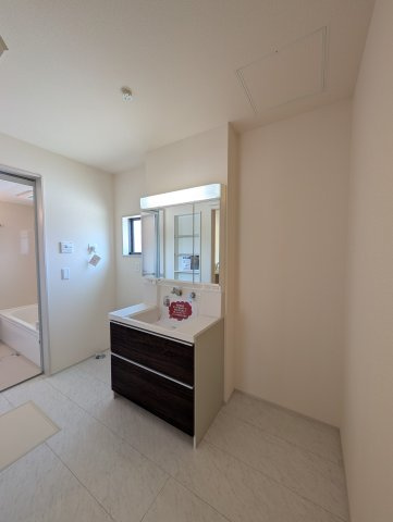 【独立洗面台】 | リーブルガーデン.S前橋市第1小屋原町ー①