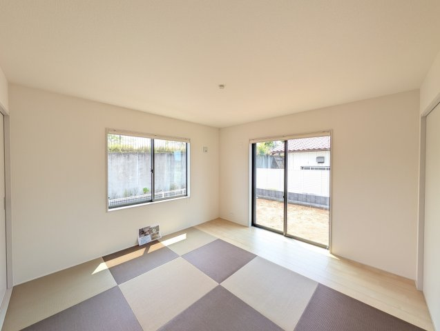 【和室】 | リーブルガーデン.S前橋市第1小屋原町ー① | 最近少ない8畳の和室♪