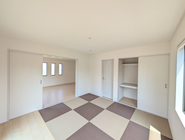 【和室】 | リーブルガーデン.S前橋市第1小屋原町ー① | 最近少ない8畳の和室♪