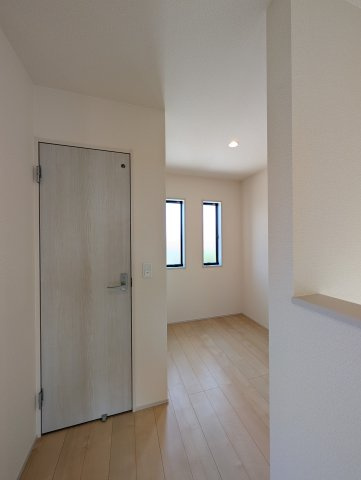 【内装】 | リーブルガーデン.S前橋市第1小屋原町ー① | 2回ホールスペースのストレージルーム♪
