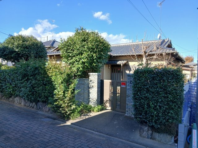 松葉町１丁目貸家