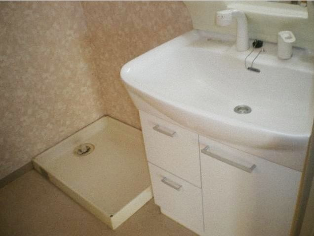 さいたま市浦和区常盤３丁目の賃貸マンションの独立洗面台|別室参考写真です。