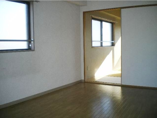 さいたま市浦和区常盤３丁目の賃貸マンションの内装|別室参考写真です。