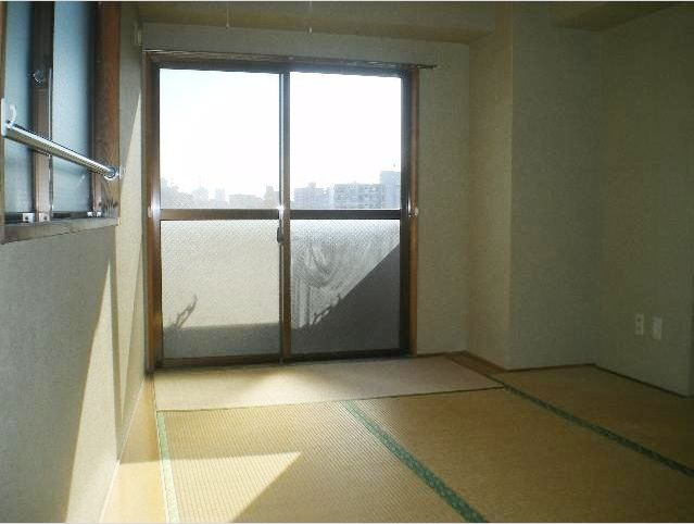 さいたま市浦和区常盤３丁目の賃貸マンションの和室|別室参考写真です。