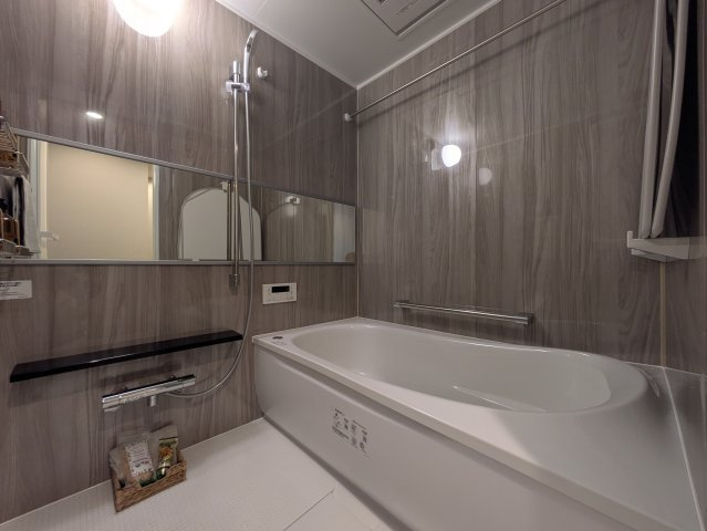 【浴室】クレストフォルム市が尾南 