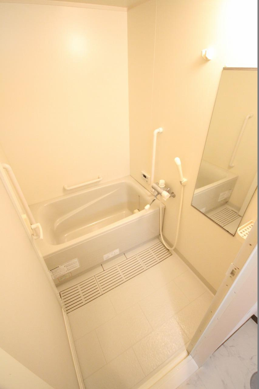 グランドシャリオの浴室|※お部屋により仕様が異なる場合があります。