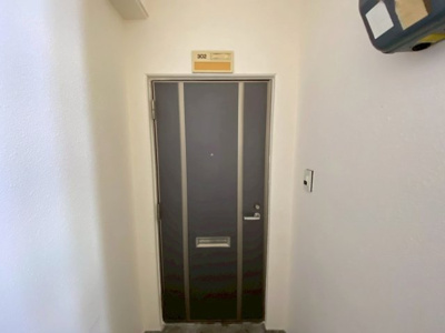 【玄関】 | 具志堅ハウス | 具志堅ハウス★那覇市若狭エリア