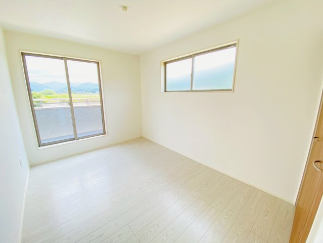 よかタウン／菊池郡大津町大字町10期／2号棟の洋室