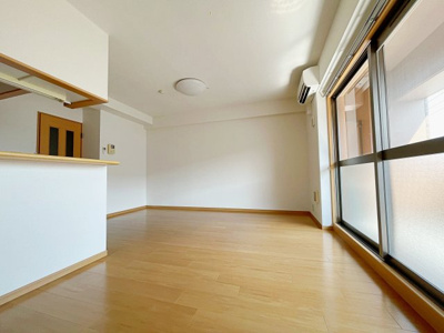 【居間・リビング】 | グランドールかさでら【名古屋市賃貸・宅配BOX】