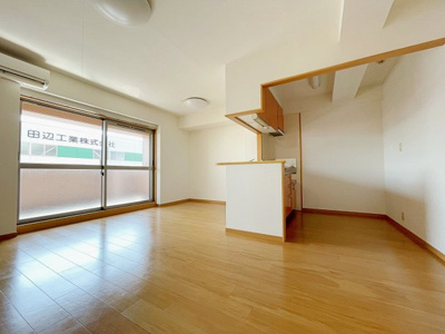 【居間・リビング】 | グランドールかさでら【名古屋市賃貸・宅配BOX】