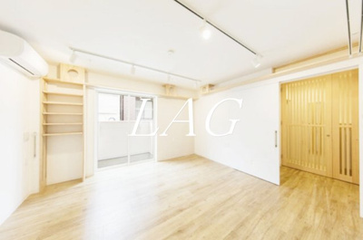 【居間・リビング】 | ドゥ・プリュム | 洋室のお部屋です。