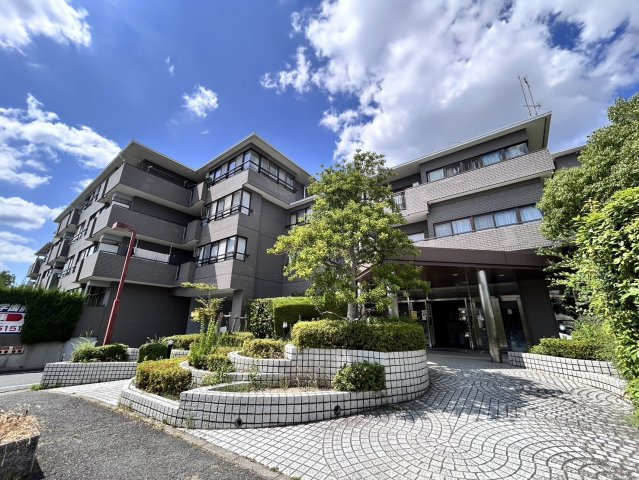 奈良市西登美ヶ丘２丁目の賃貸マンション