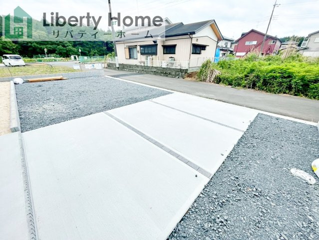小美玉市納場第4　新築戸建の駐車場