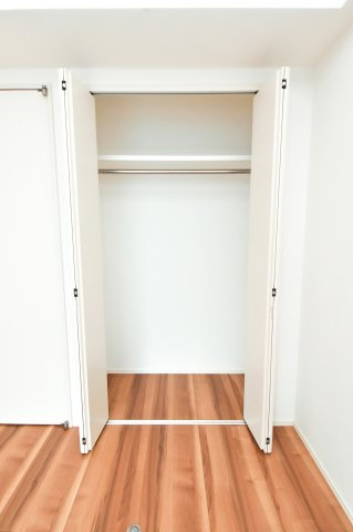 サヴォイコートオブアームズ　8階の収納|別号室のものです。現状優先になります。