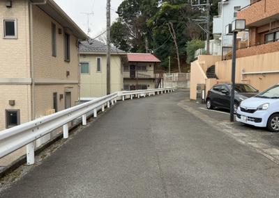 【展望】 | ライオンズマンション本厚木 | 景色重視でお家選ぶをするとスーパーが遠い！学校が遠い！など生活をするうえで利便性で困ることもあります。まず一度現地を見学する際に、周辺の施設などがあるかを確認し、暮らし始めた後のことを想像しましょう。